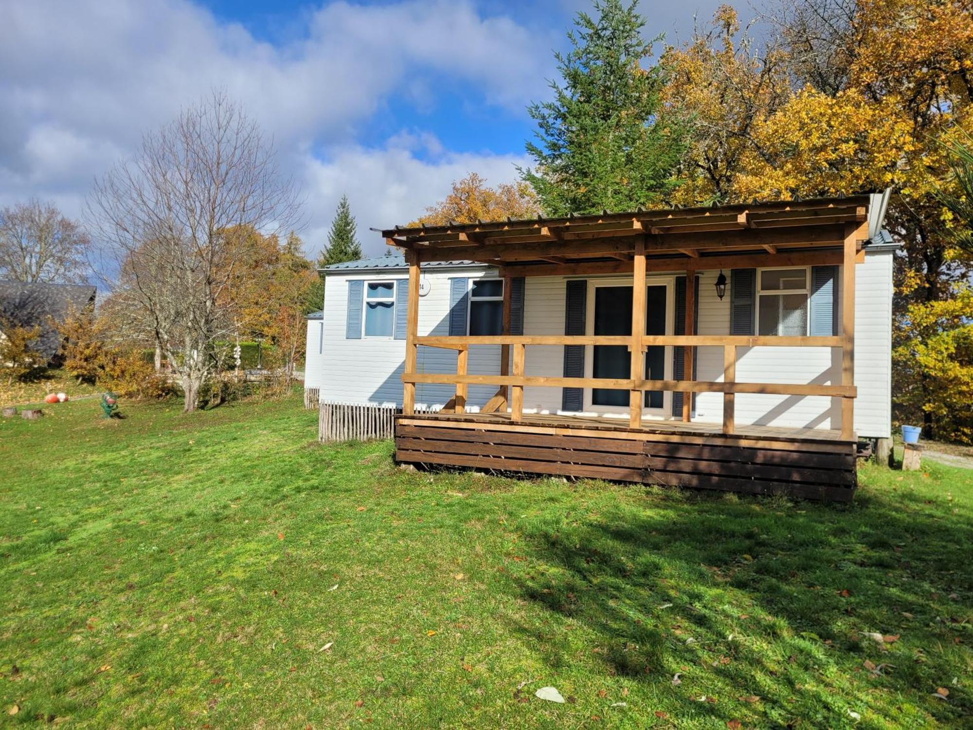 Stacaravan 6 Persoons - Camping Le Soustran Neuvic  Exterior photo